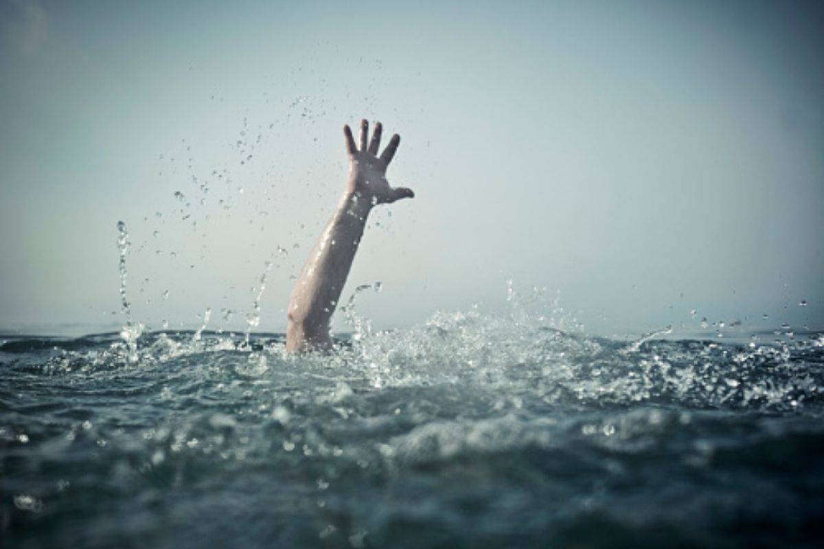 وفاة 6 أشخاص غرقا وإنقاذ 1410 آخرين خلال يوم