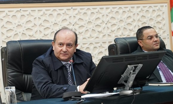 سيفي غريب يشرف على افتتاح أشغال الاجتماع التنسيقي مع ولاة الجمهورية