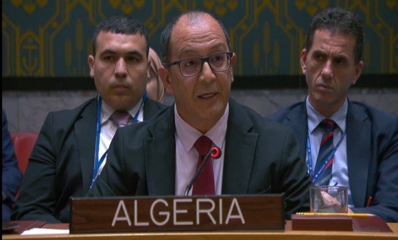 الجزائر تؤكد أن أي محاولة لتبرير ما يفعله الاحتلال الصهيوني في غزة تعد محاولة بائسة تستحق الإدانة