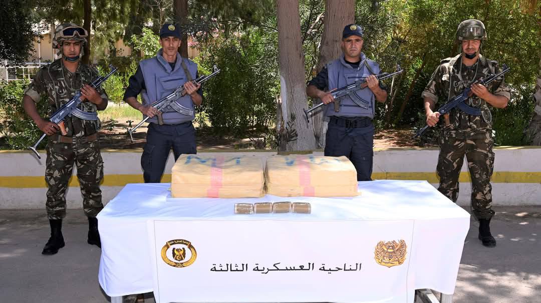 إحباط إدخال أكثر من 2 قنطار من الكيف المعالج عبر الحدود مع المغرب