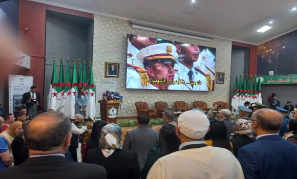 اليوم الدراسي حول الإعلام بالأمازيغية في الجزائر: المشاركون يثمنون التجربة