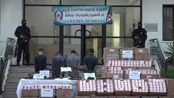 الـ SRLTIS ورقلة تفكك شبكة إجرامية منظمة تنشط في الإتجار  بالمخدرات وتضبط أسلحة نارية وأزيد من 470 ألف كبسولة