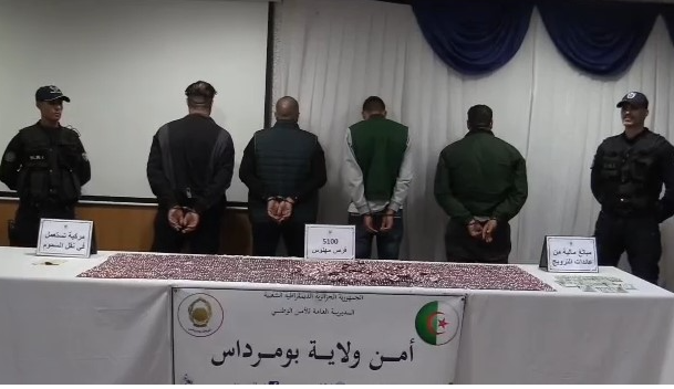 الإطاحة بعصابة إجرامية وضبط 5100 مؤثر عقلي ببومرداس