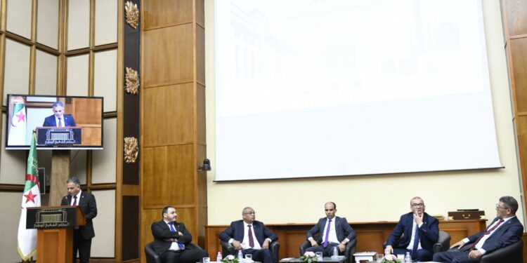 أهم توصيات اليوم البرلماني للنهوض بالسياسات العمومية الاقتصادية