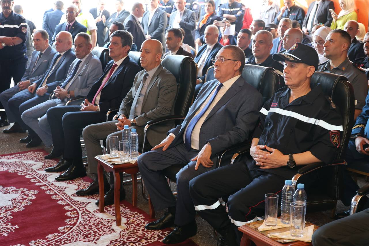 بالصور.. مراد يشرف على وضع حيز الخدمة للجهاز الجوي لمكافحة حرائق الغابات لموسم اصطياف 2025