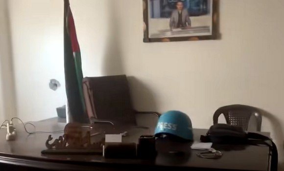 تضرر مكتب مراسل التلفزيون الجزائري في غزة جراء القصف الصهيوني