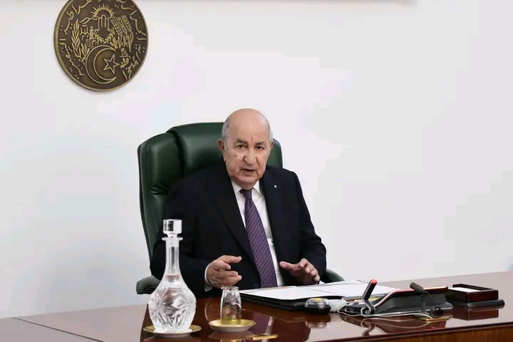 الرئيس تبون يُسدي أوامر وتوجيهات بزيادة اليقظة في تزويد السوق الوطنية بمختلف الاحتياجات