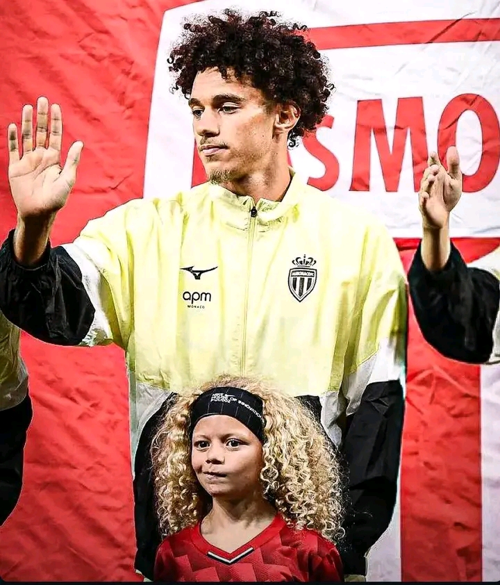 هذه دوافع اختيار أكليوش لمنتخب فرنسا بدلا من الجزائر