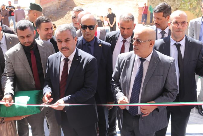 وزير التربية يعلن استكمال التحضيرات لاستقبال التلاميذ
