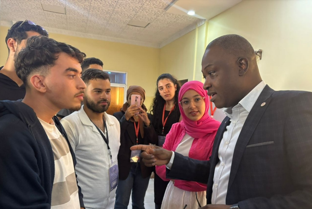 وزير الشباب في زيارة إلى مخيم النوادي العلمية لجامعة باب الزوار بسيدي فرج