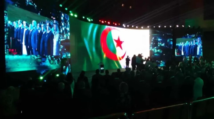 عرقاب يفتتح أشغال “ناباك 2025” بوهران